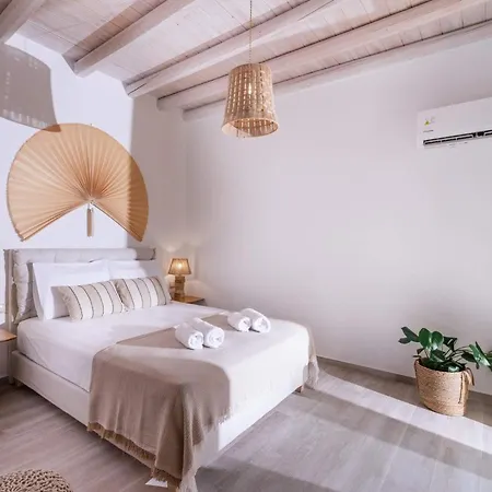 Papadia Luxury Apartments Pitsidia Exterior photo