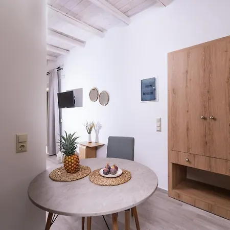 Papadia Luxury Apartments Pitsidia Exterior photo