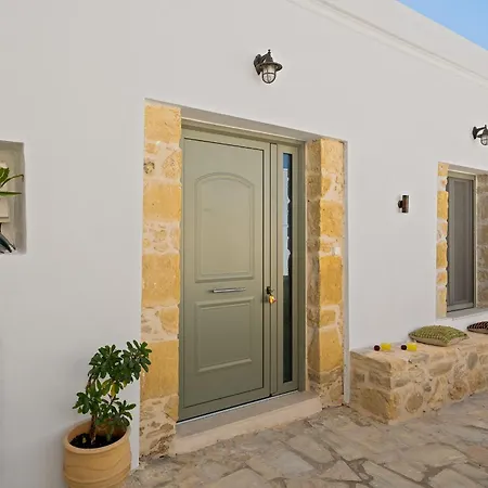Papadia Luxury Apartments Pitsidia Exterior photo