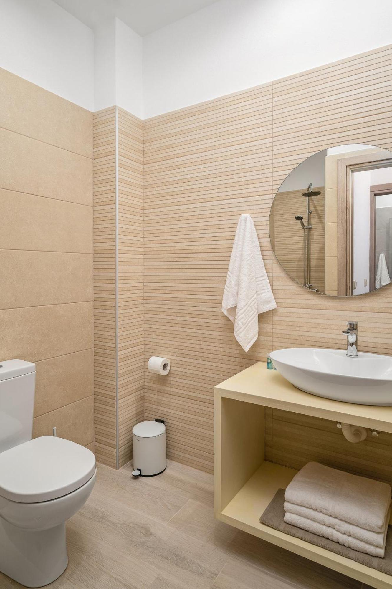 Papadia Luxury Apartment Pitsidia